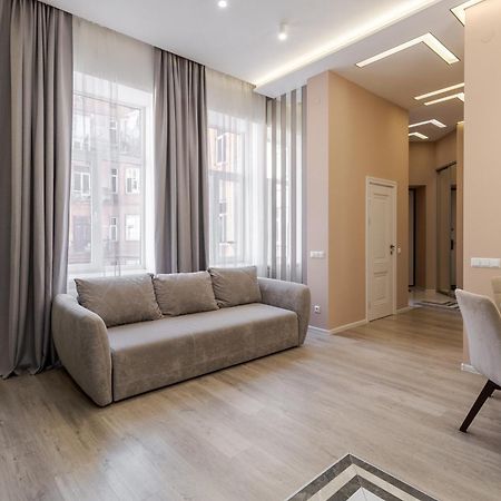Royal Stylish Apartment In The Old City Λβιβ Εξωτερικό φωτογραφία